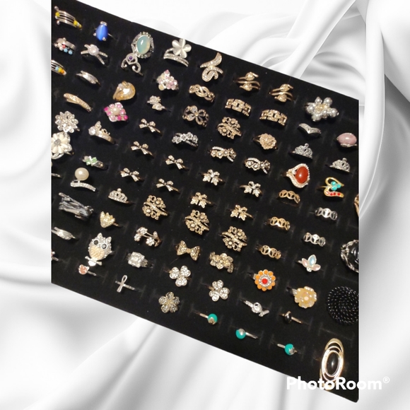 93 pcs Assorted Rings Sizes 7-7.75 - Picture 4 of 4